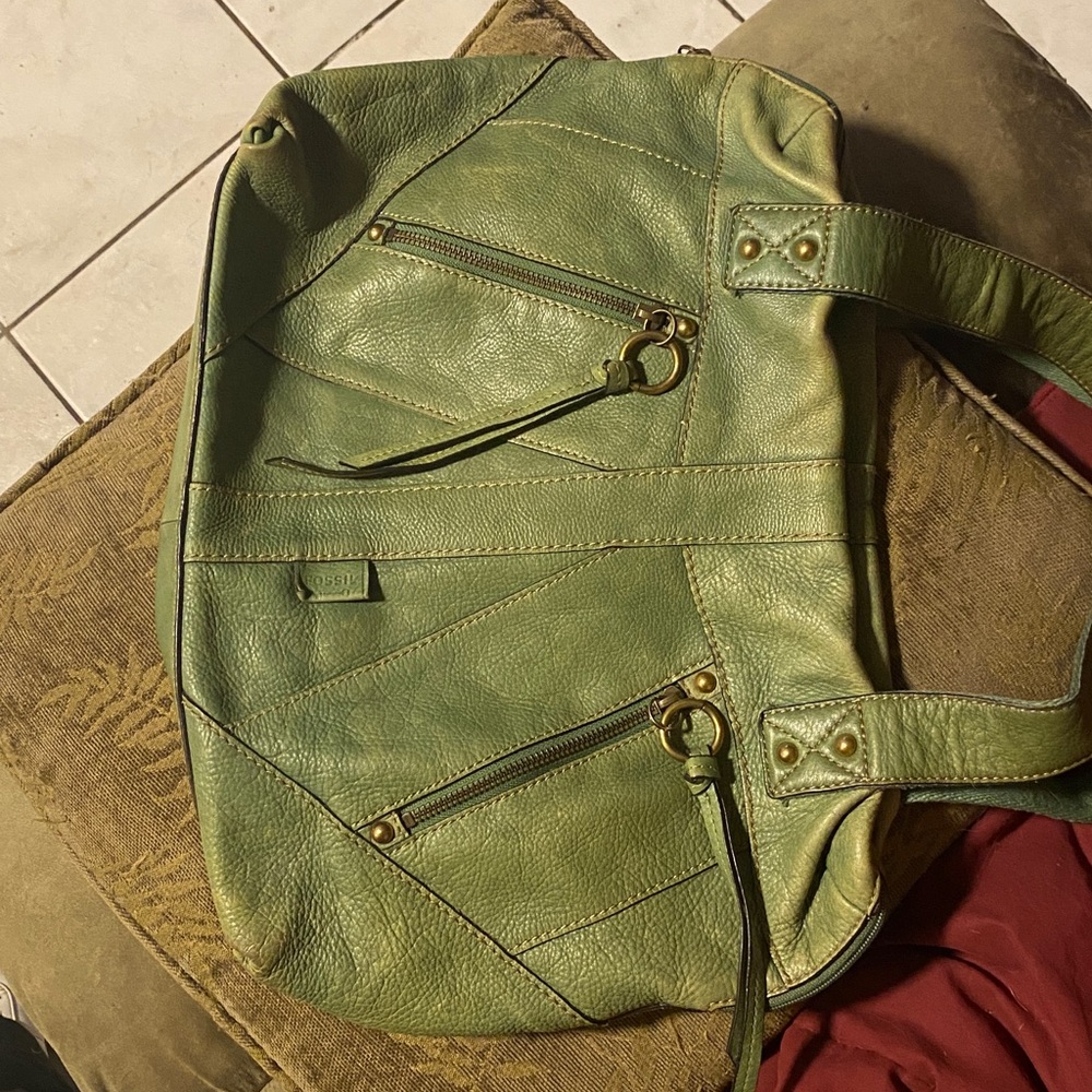FOSSIL Lot of Bags Different Sizes and Styles